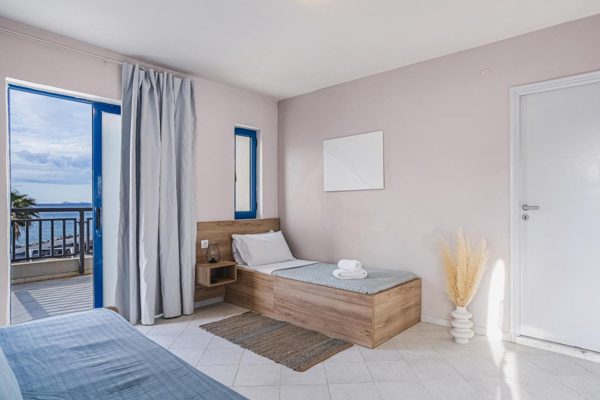 Yria Beach Hotel Kokkini Hani Exteriör bild